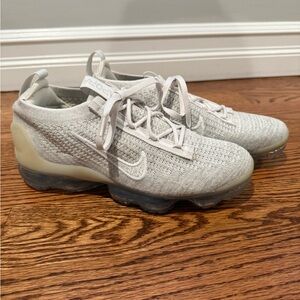 Nike Women’s Air VaporMax 2021 Flyknit